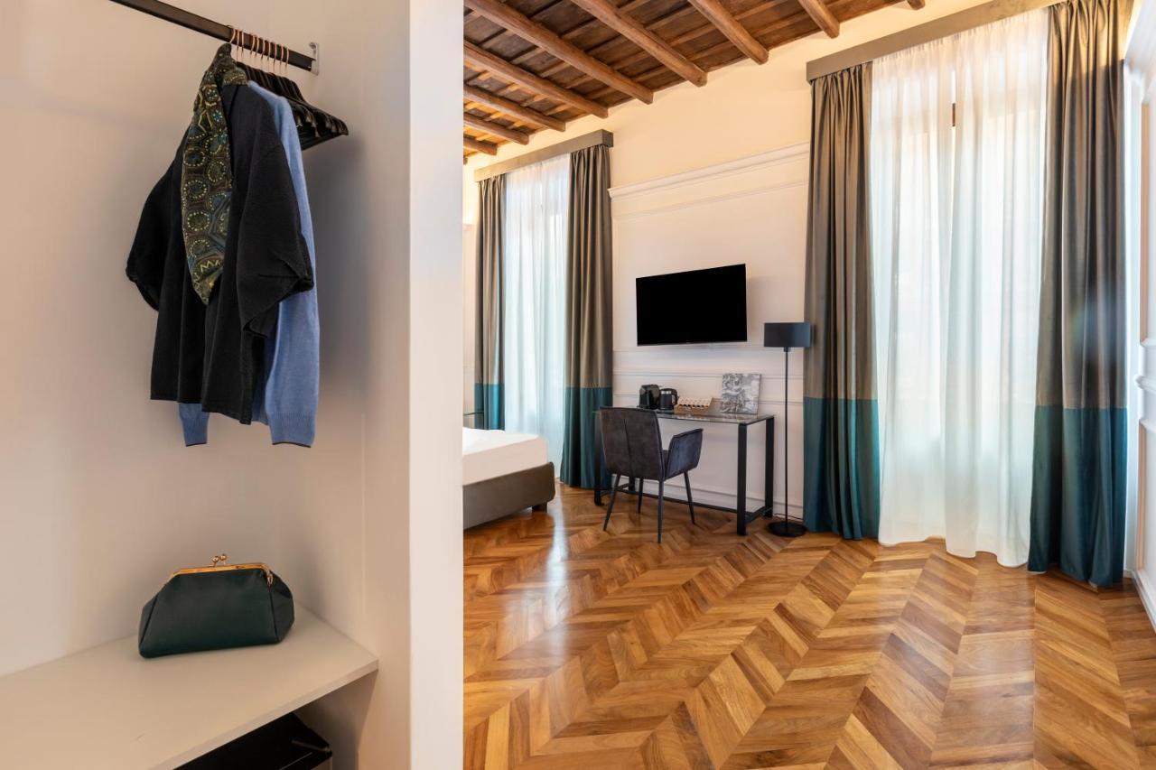 Largo Arenula Suites Rome Bagian luar foto